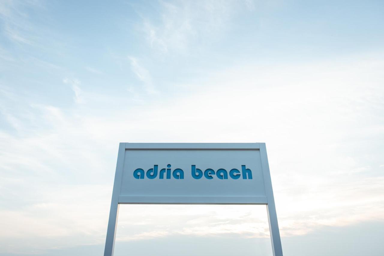 Adria Beach Hotel Alba Adriatica Eksteriør billede